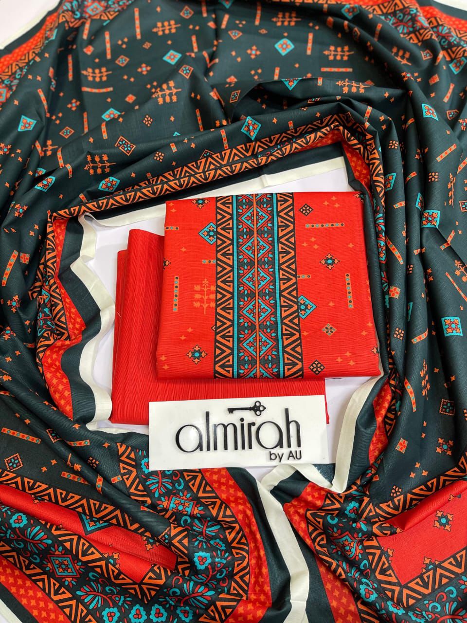 Almirah 💯 Original 3pc Printed Khaddar Collection