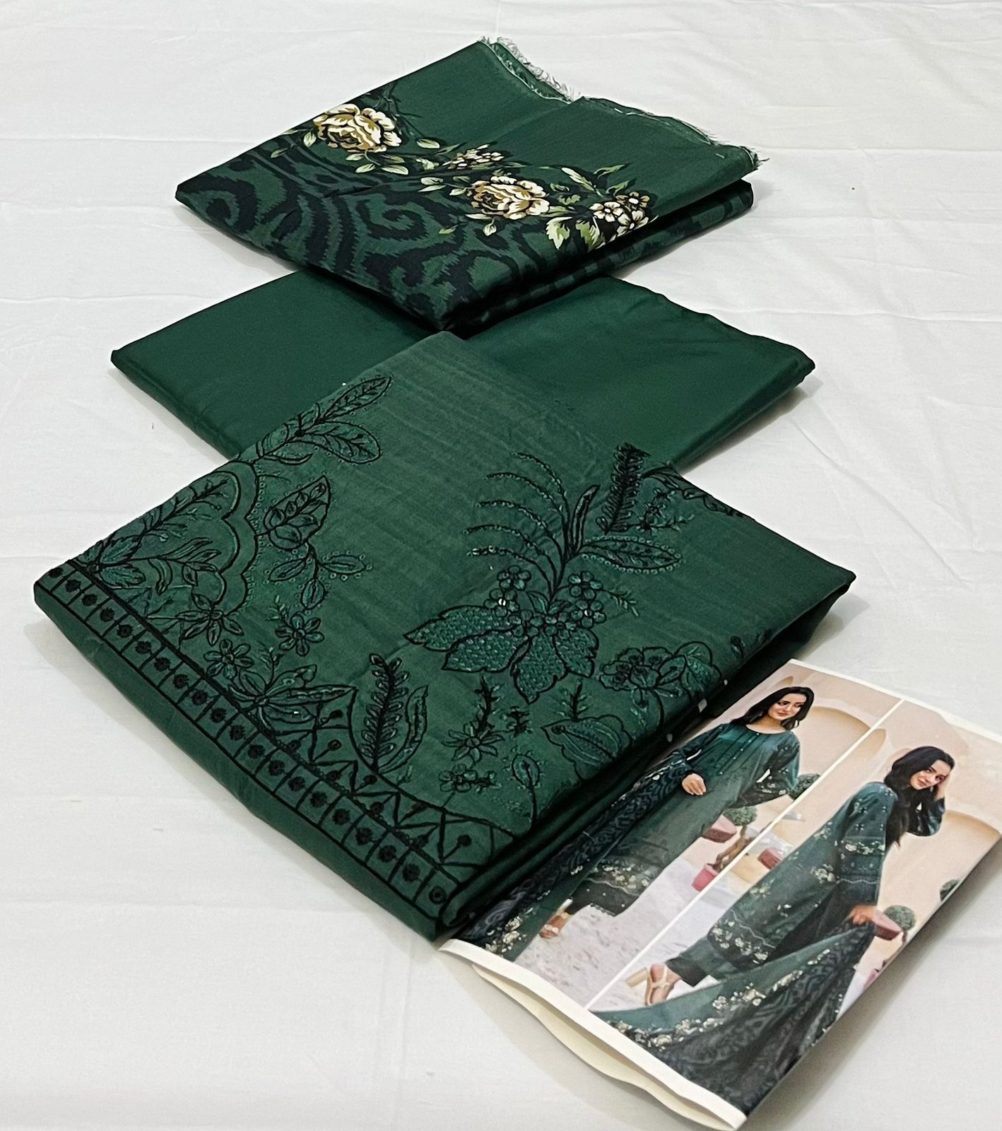 AZURA Original 3 Piece Embroidered Lenin Bana Dora Collection