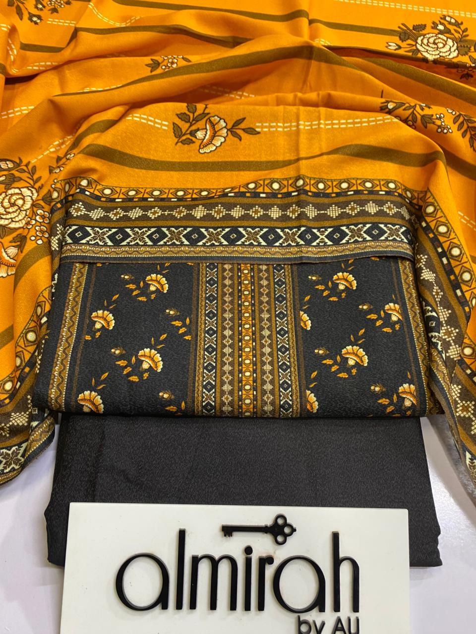 ALMIRAH💯 Original 3pc Printed KARANDI Collection 1007-WA0012