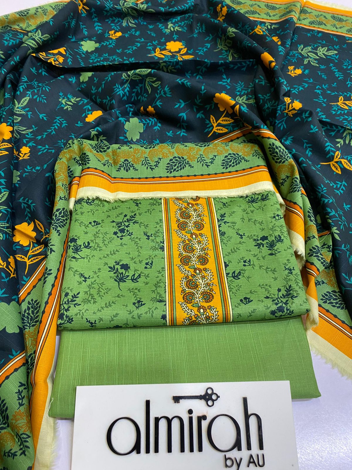 Almirah 💯 Original 3pc Printed Khaddar Collection 1008-WA0008