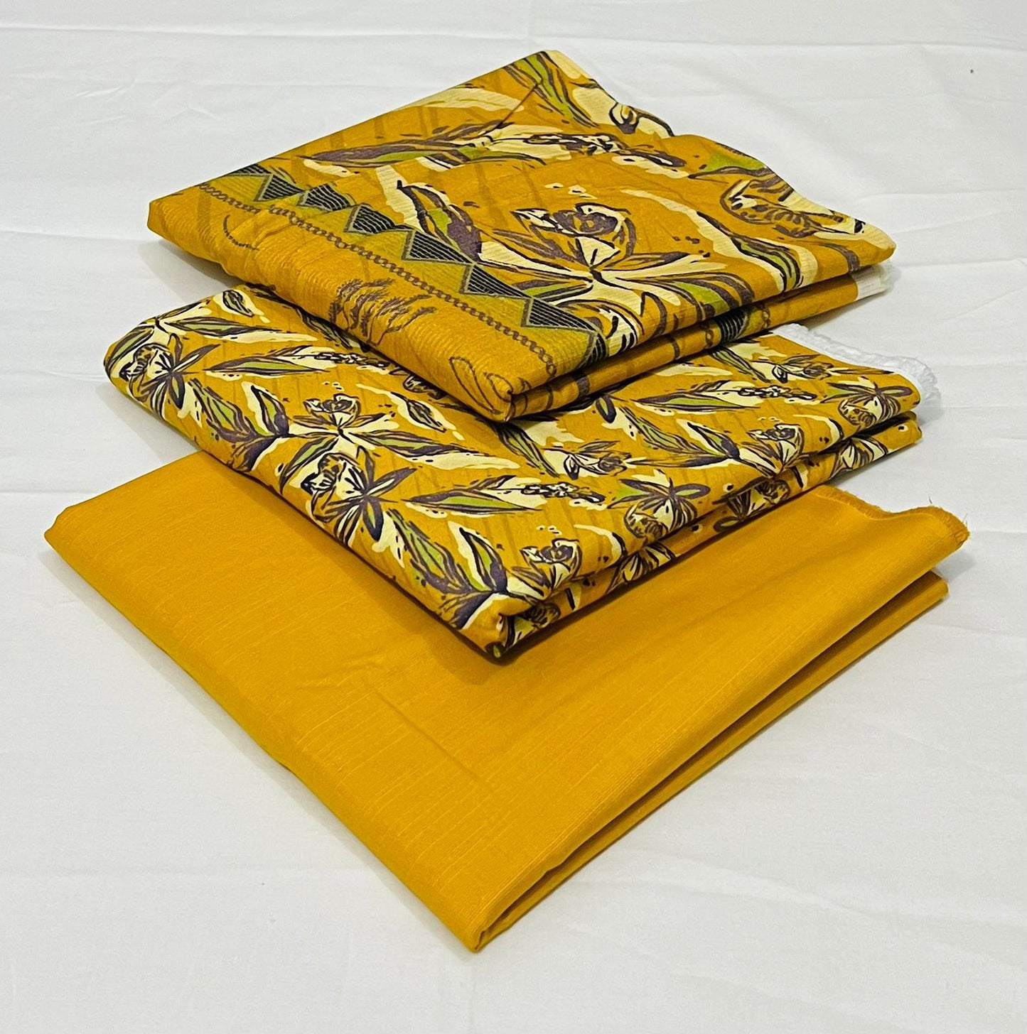 Almirah 💯 Original 3pc Printed Khaddar Collection 1008-WA0038