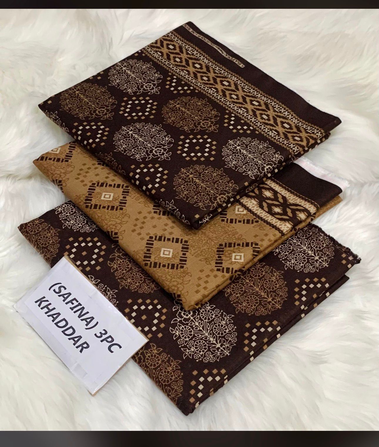 Safina 💯 Original 3pc Printed Khaddar Collection