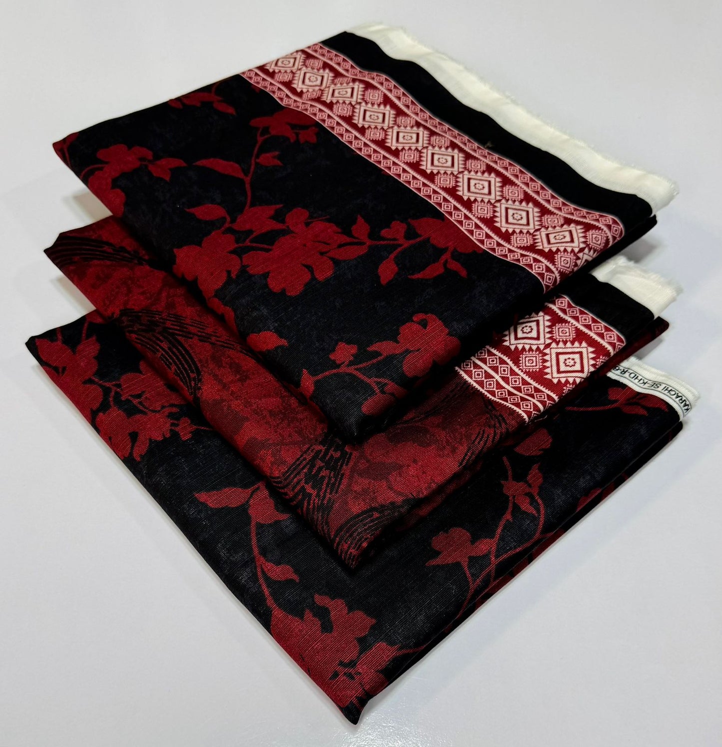 Almirah 💯 Original 3pc Printed Khaddar Collection